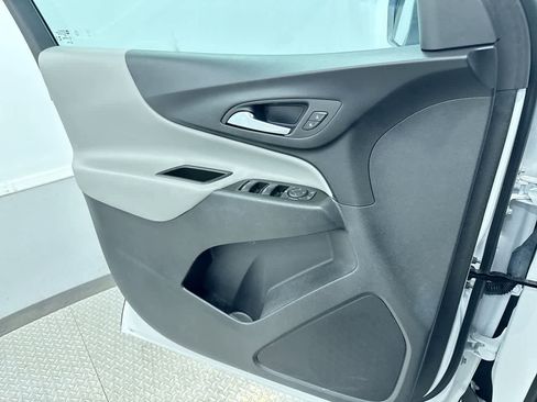 Used 2024 Chevrolet Equinox LS w/ Driver Confidence II Package image 30