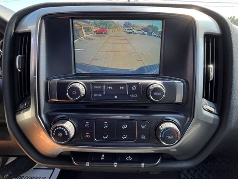 Used 2019 Chevrolet Silverado 1500 LT AWD/4WD image 11