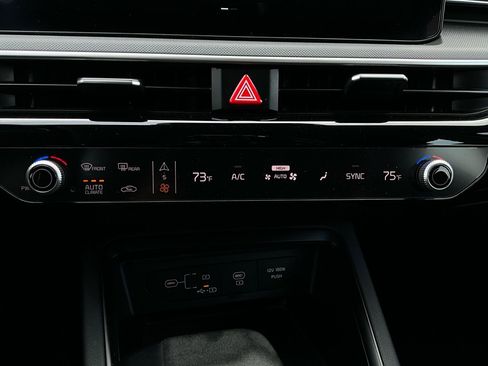 Used 2025 Kia K5 LXS image 27