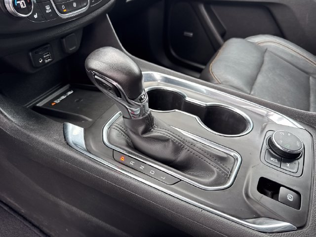 Used 2021 Chevrolet Traverse Premier AWD/4WD image 25
