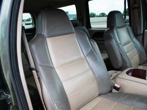 Used 2003 Ford Excursion Eddie Bauer image 39