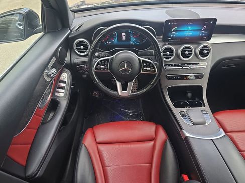 Used 2022 Mercedes-Benz GLC 300 4MATIC w/ AMG Line image 20