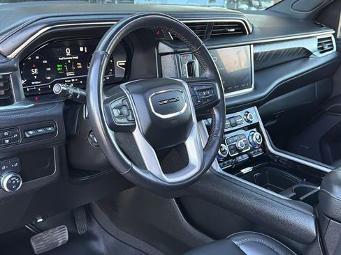 Used 2022 GMC Yukon Denali image 24
