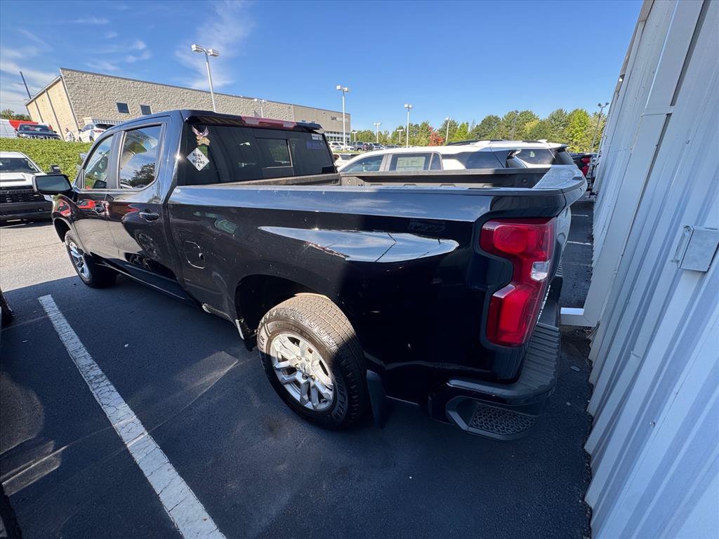 Used 2022 Chevrolet Silverado 1500 RST AWD/4WD image 8
