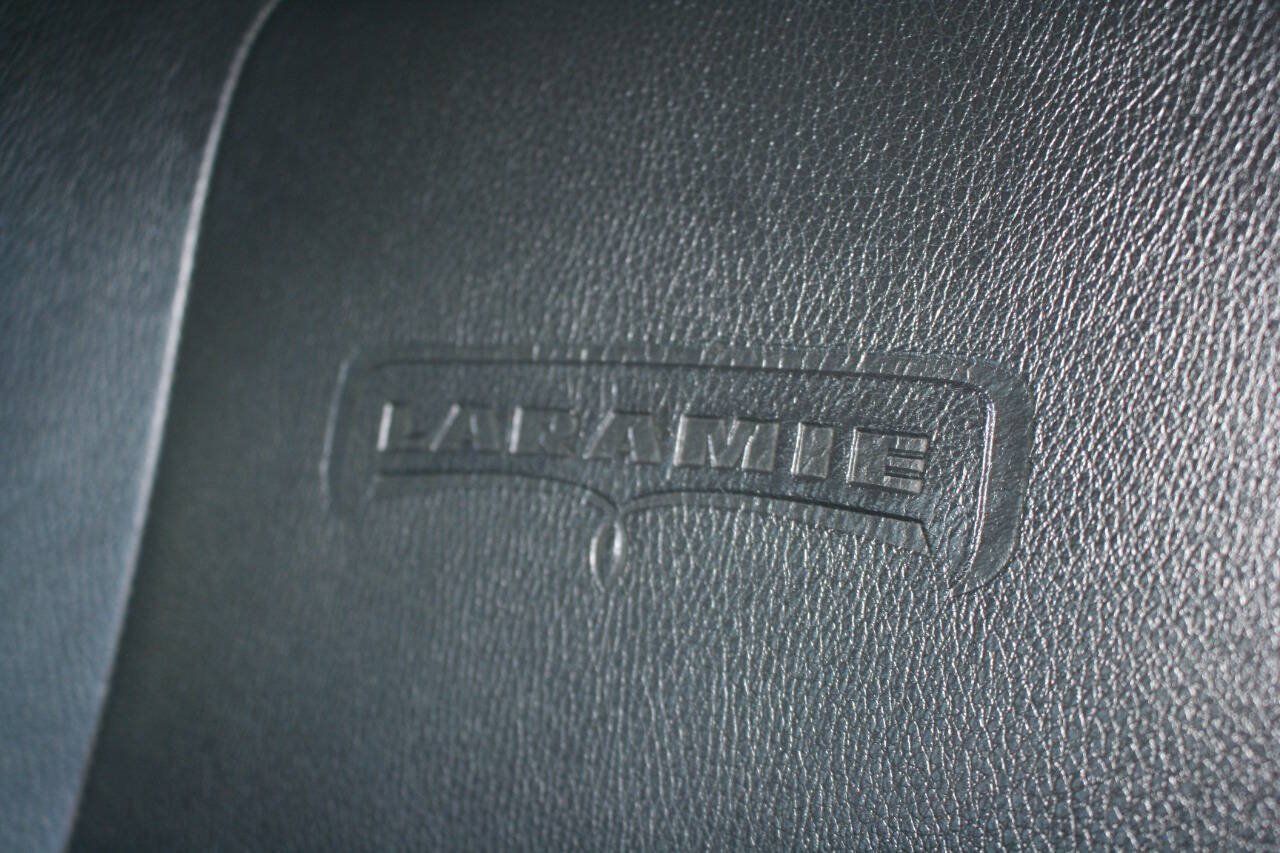 Used 2017 RAM 1500 Laramie AWD/4WD image 23