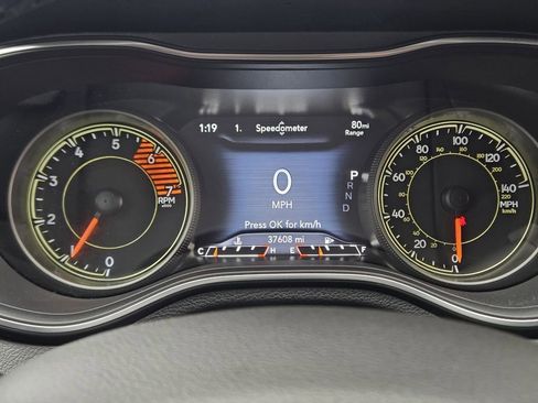 Used 2022 Jeep Cherokee Latitude Lux image 18