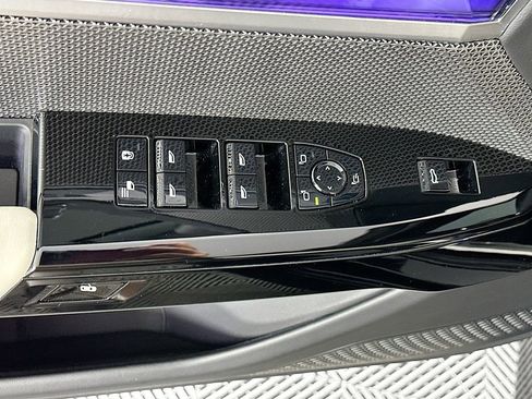 Used 2024 BMW 760i xDrive 760i xDrive image 23