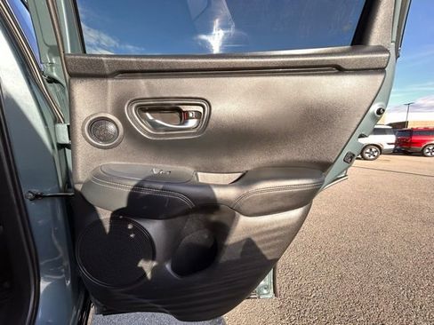 Used 2023 Honda HR-V EX-L image 43