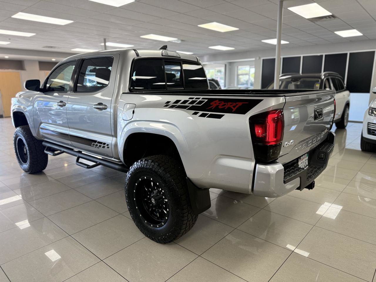 Used 2017 Toyota Tacoma SR w/ Tow Package AWD/4WD image 2