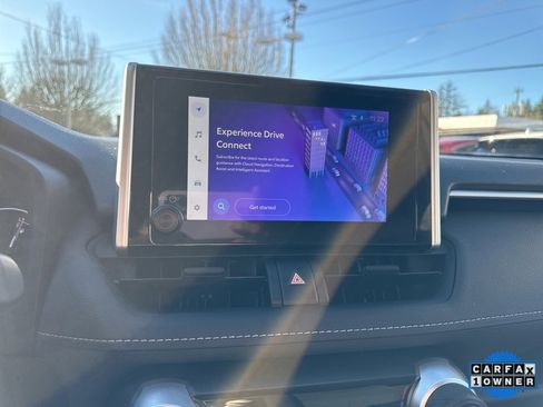 Used 2024 Toyota RAV4 LE image 21