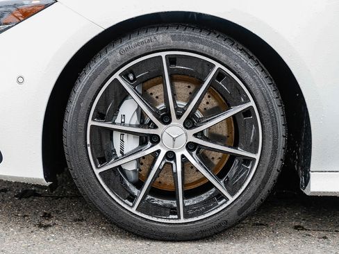 New 2026 Mercedes-Benz CLA 35 AMG 4MATIC image 9