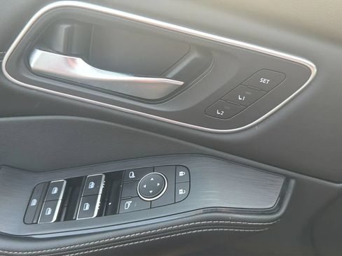 Used 2021 Nissan Rogue Platinum FWD image 25