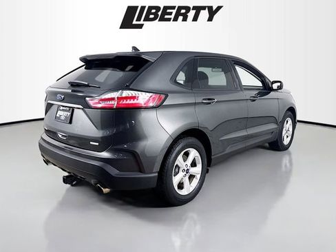 Certified 2019 Ford Edge SE image 7