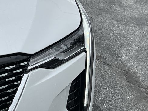 Used 2025 Cadillac CT4 Luxury w/ Sun And Sound Package AWD/4WD image 12