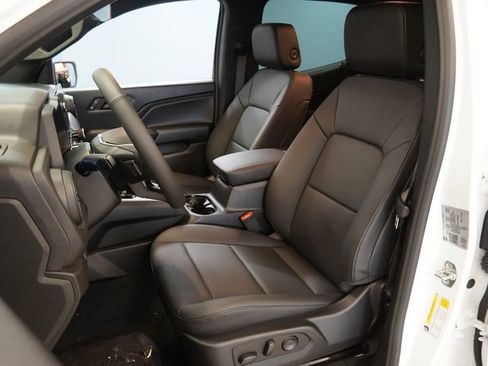 New 2026 Chevrolet Colorado Trail Boss AWD/4WD image 3
