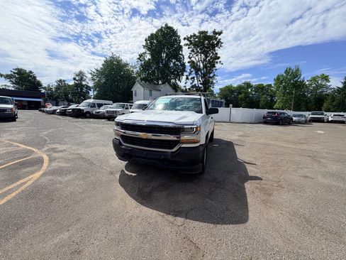Used 2017 Chevrolet Silverado 1500 W/T w/ Trailering Package AWD/4WD image 2