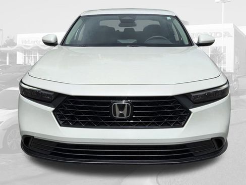 Used 2023 Honda Accord LX image 5