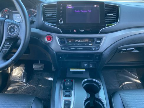 Used 2023 Honda Ridgeline RTL-E image 11