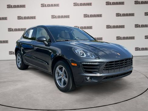 Used 2018 Porsche Macan AWD/4WD image 7