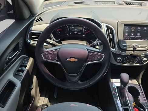 Used 2024 Chevrolet Equinox LT w/ LPO, Floor Liner Package FWD image 11