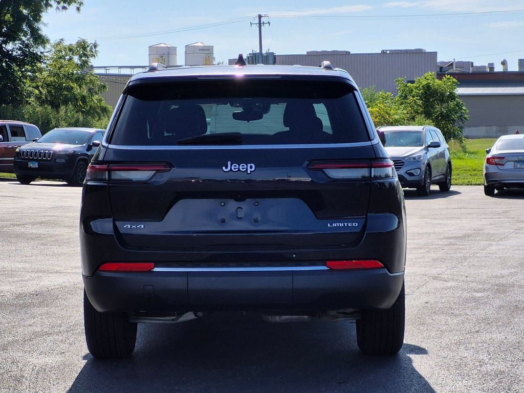 Used 2024 Jeep Grand Cherokee L Limited AWD/4WD image 6