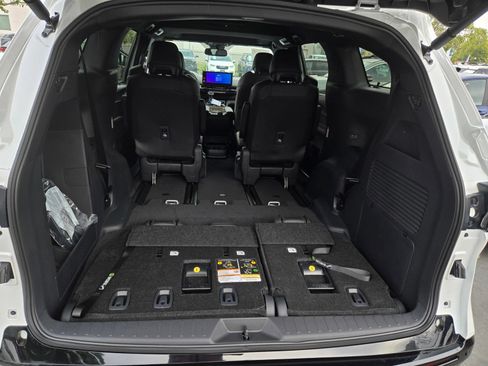 Certified 2026 Toyota Sienna Limited AWD/4WD image 25