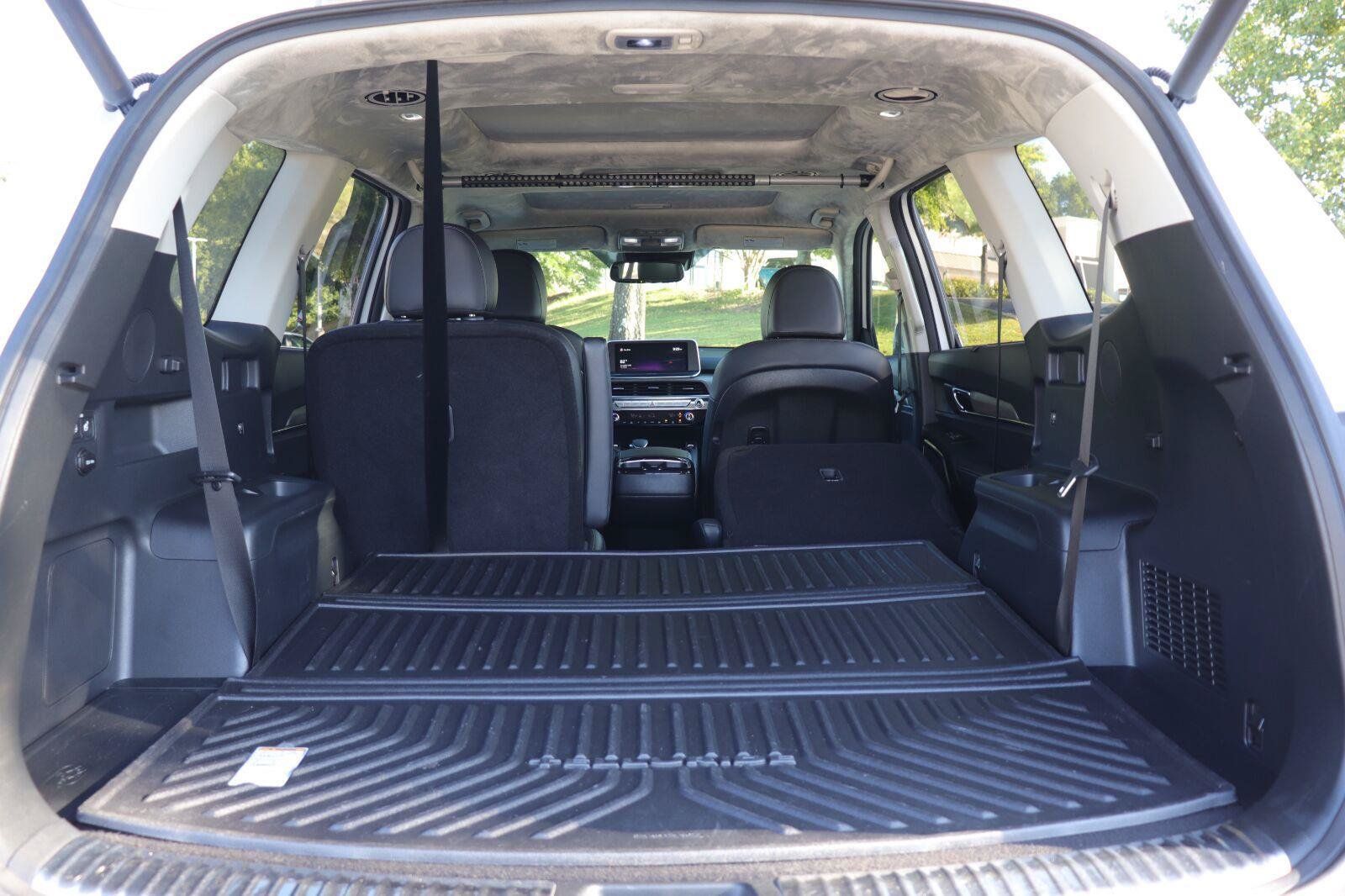 Used 2022 Kia Telluride SX w/ SX Prestige Package AWD/4WD image 16