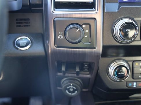 Used 2021 Ford F350 Limited w/ FX4 Off-Road Package image 23