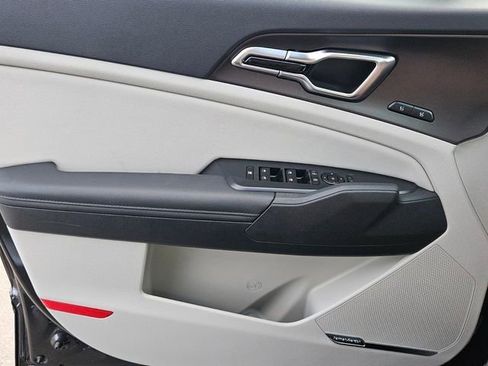 New 2026 Kia Sportage SX AWD/4WD image 32