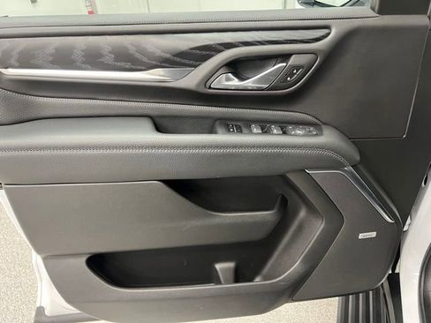 Used 2022 GMC Yukon XL Denali AWD/4WD image 23