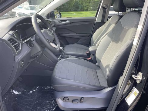 New 2026 Volkswagen Taos SE AWD/4WD image 13