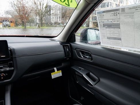 New 2026 Nissan Pathfinder SV image 11