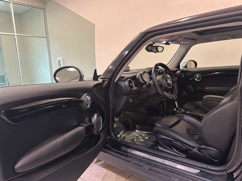 Used 2014 MINI Cooper S image 24