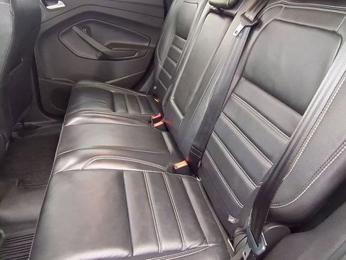 Used 2019 Ford Escape Titanium image 19