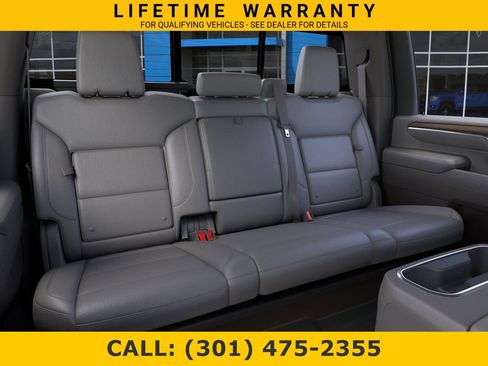 New 2026 GMC Sierra 2500 SLT w/ SLT Premium Package AWD/4WD image 17