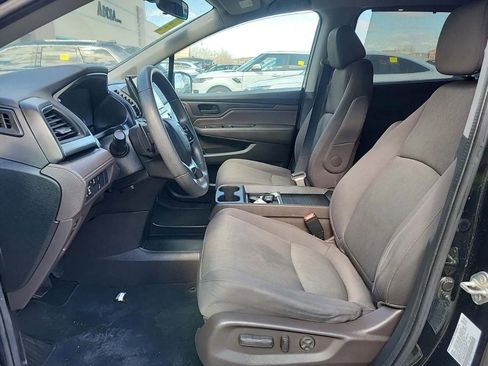 Used 2019 Honda Odyssey EX image 7