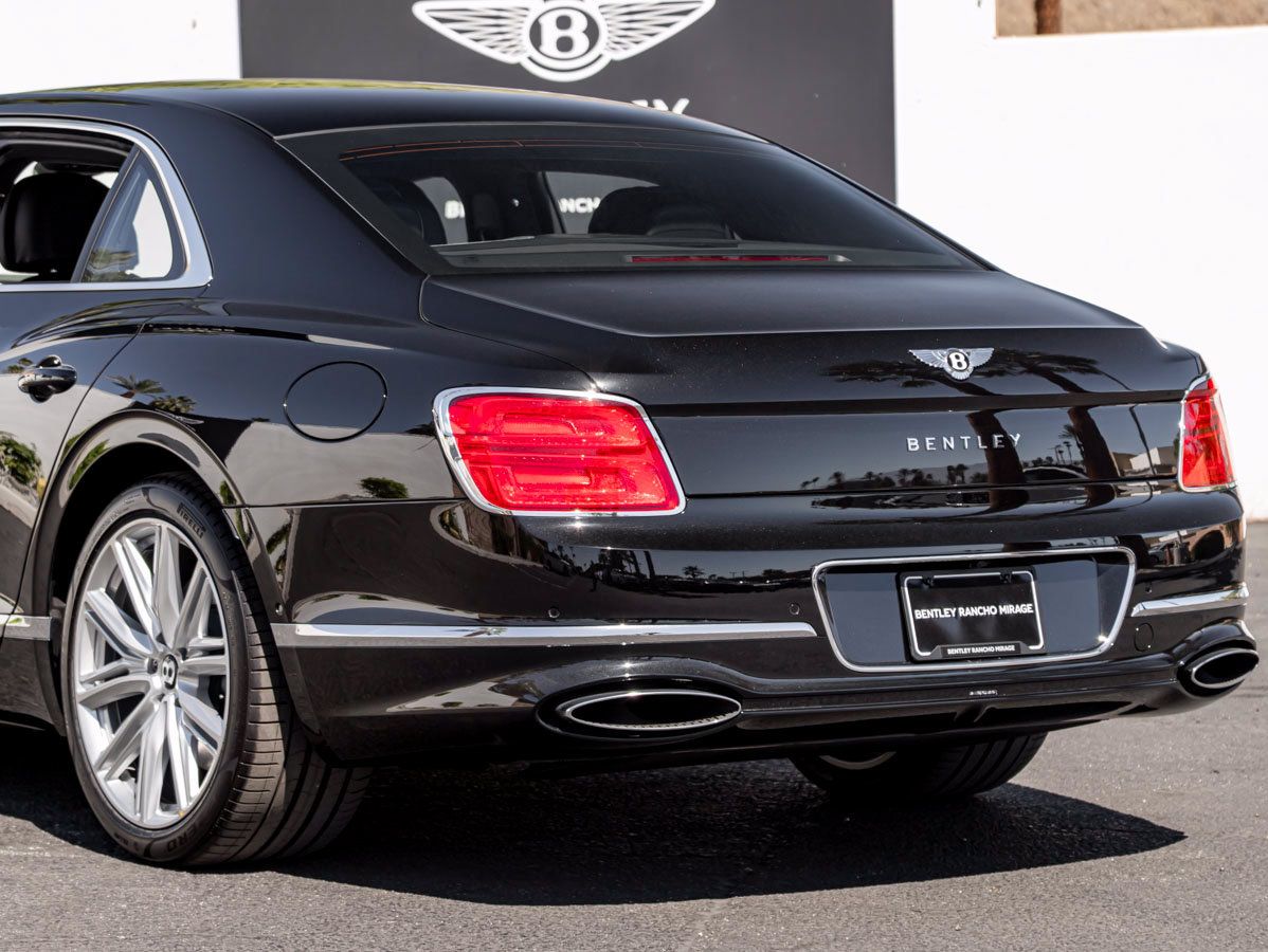 Used 2026 Bentley Flying Spur V8 AWD/4WD image 10