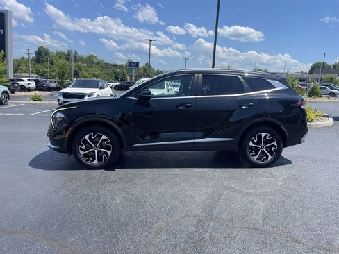 Certified 2023 Kia Sportage EX AWD/4WD image 3