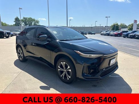 Used 2024 Toyota bZ4X FWD w/ Weather Package image 4