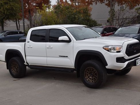 Used 2023 Toyota Tacoma Trail Edition image 5