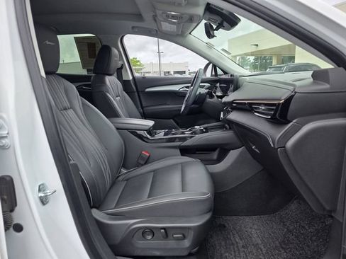 Used 2024 Buick Envision Avenir AWD/4WD image 29