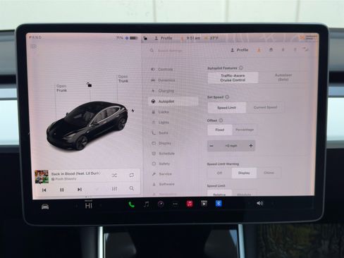 Used 2019 Tesla Model 3 Standard Range Plus image 24