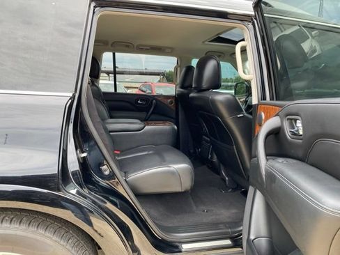 Used 2019 INFINITI QX80 Luxe RWD image 16