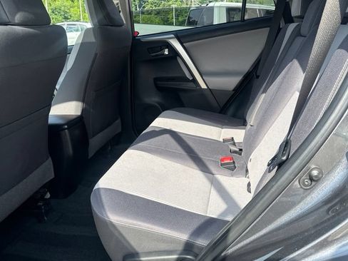 Used 2014 Toyota RAV4 XLE AWD/4WD image 2