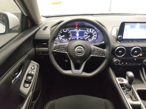 Used 2023 Nissan Sentra SV FWD image 22