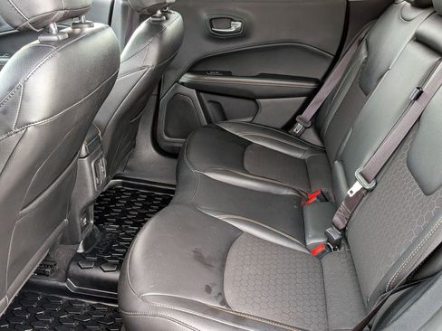 Certified 2021 Jeep Compass Latitude image 36