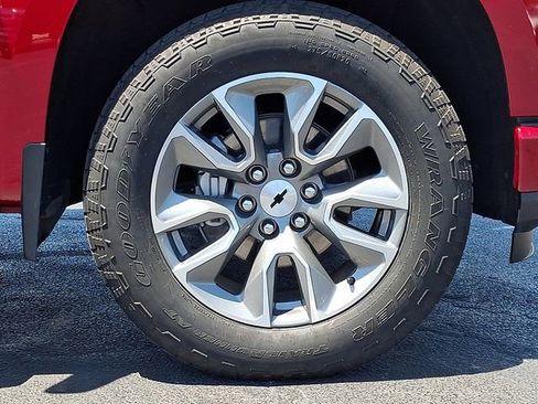 Used 2022 Chevrolet Silverado 1500 RST AWD/4WD image 8