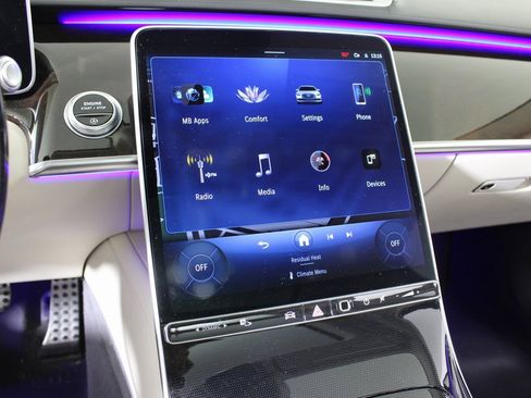 Certified 2023 Mercedes-Benz S 500 4MATIC image 22