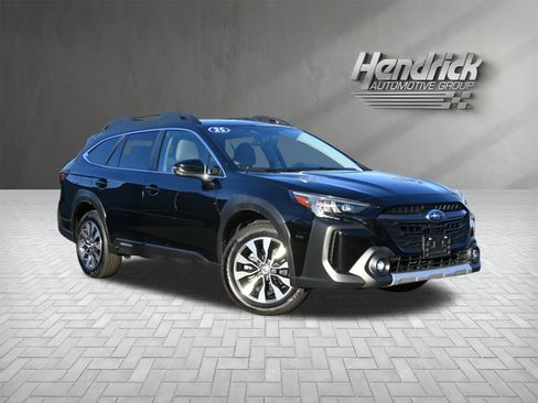 Certified 2025 Subaru Outback Limited image 2