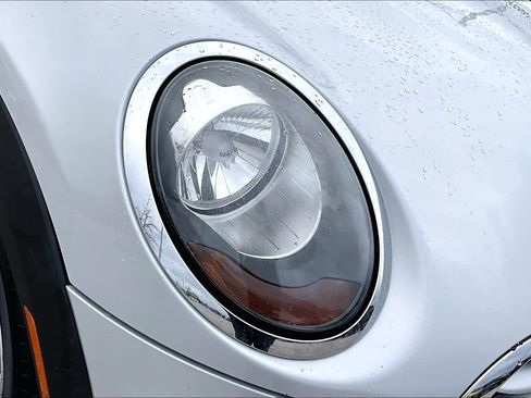 Used 2015 MINI Cooper 2-Door Hardtop image 27